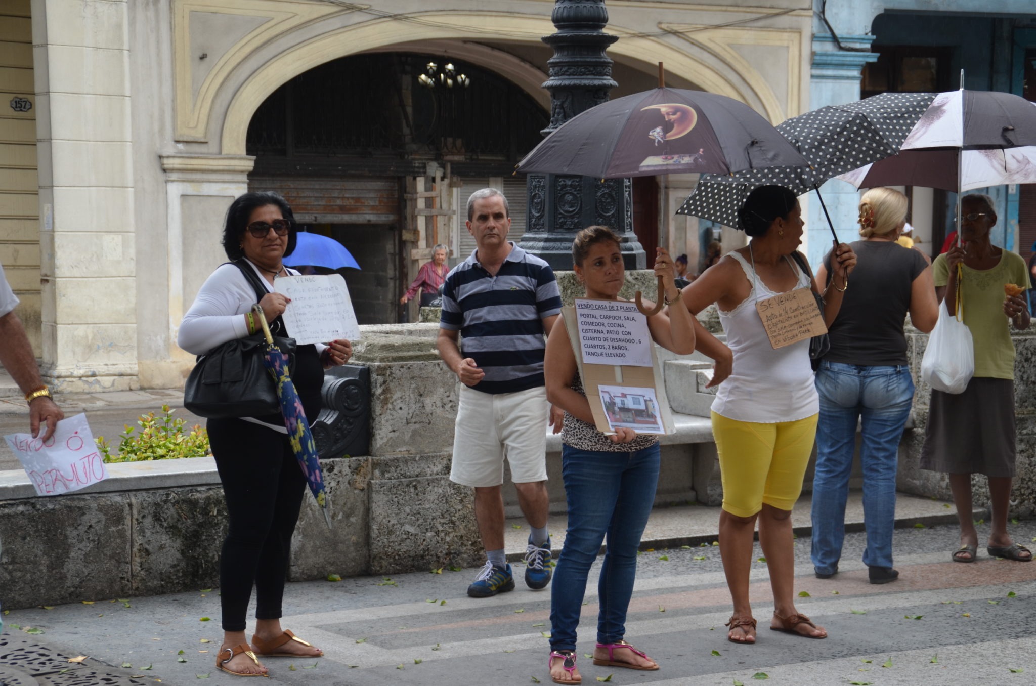 You are currently viewing A Cuba, on achète et on vend sa maison dans la rue